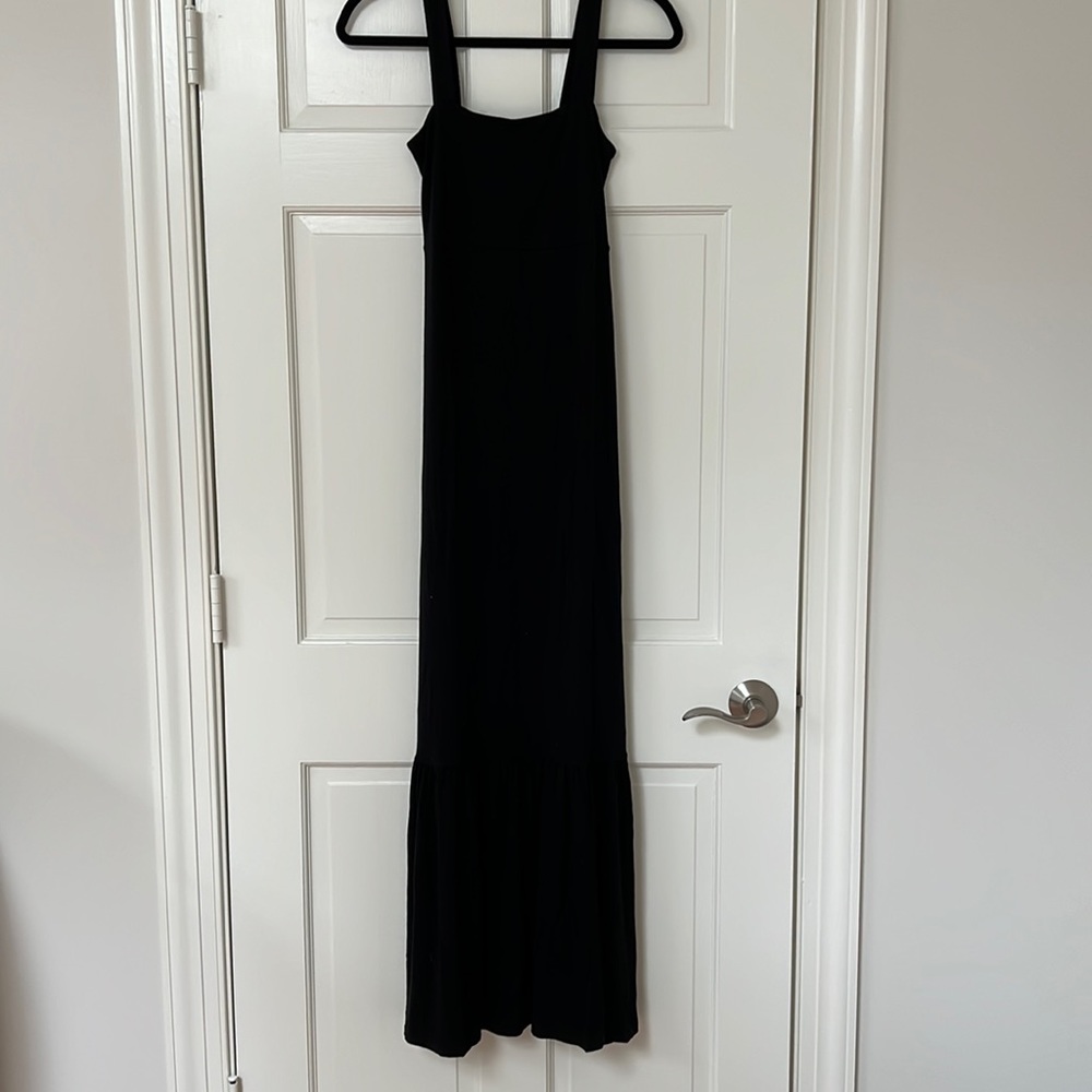 NWT Banana Republic Black Maxi Dress. Size XS.